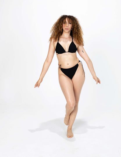 BLACK CUTOUT TRIM DETAIL BIKINI SET