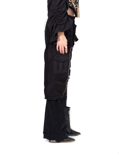 ASYMMETRICAL SLIM/WIDE STACKED RUFFLE PANTS