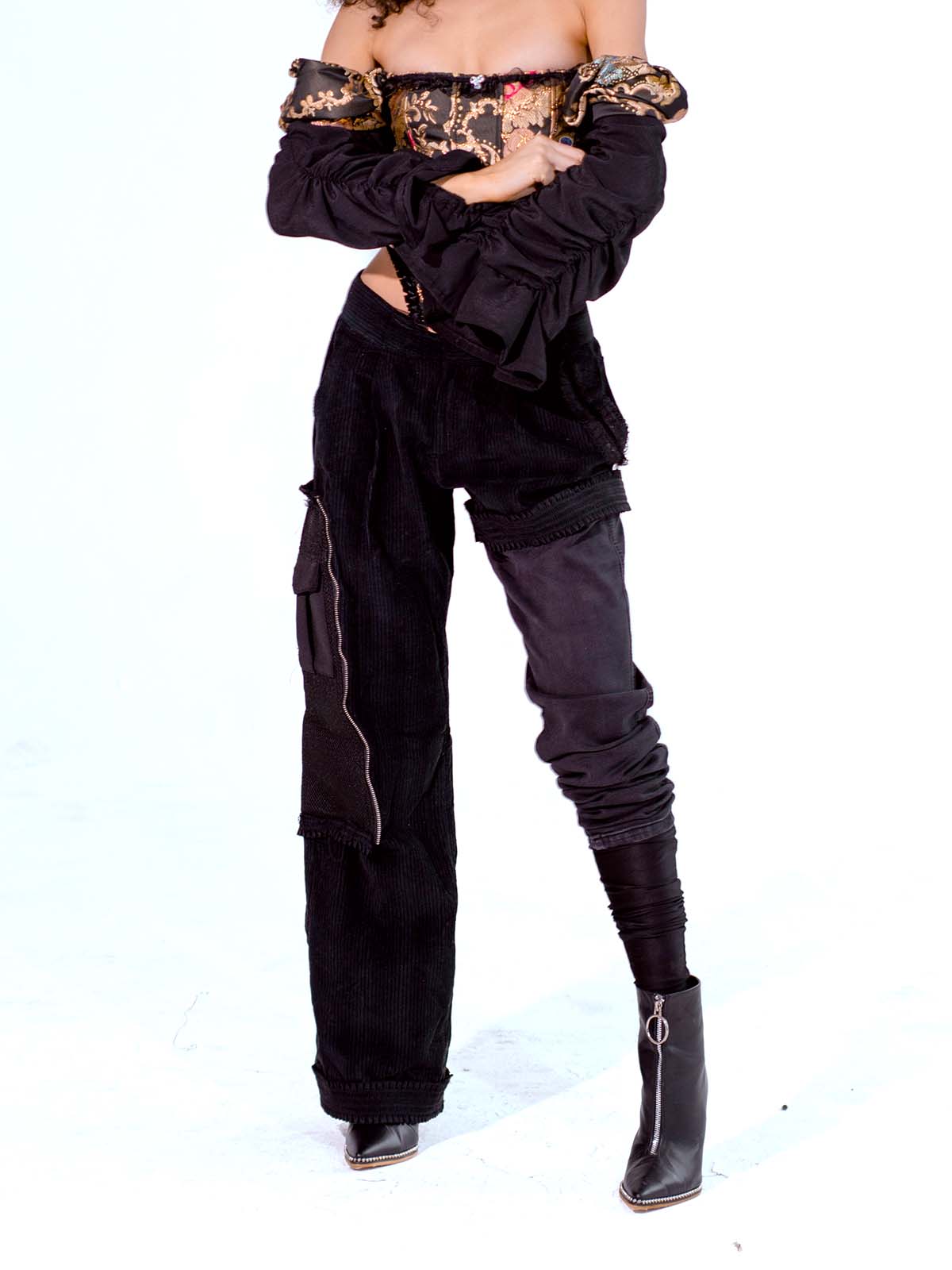 ASYMMETRICAL SLIM/WIDE STACKED RUFFLE PANTS